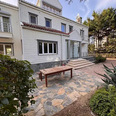 White House - Private Garden * Büyükçekmece