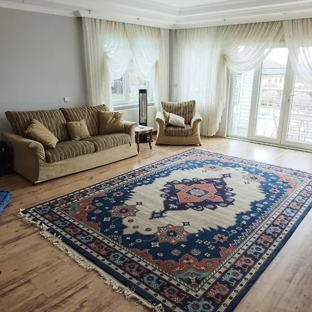 فيلة White House - Private Garden بيوكجكمجة